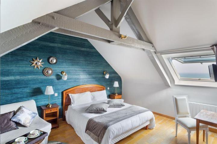 La Metairie-du-Vauhariot - Chambre Ou Lodge - Piscine Chauffée - Vue Mer et Mont Saint Michel et GR34 - Résidence Hôtelière Cancale Exterior foto